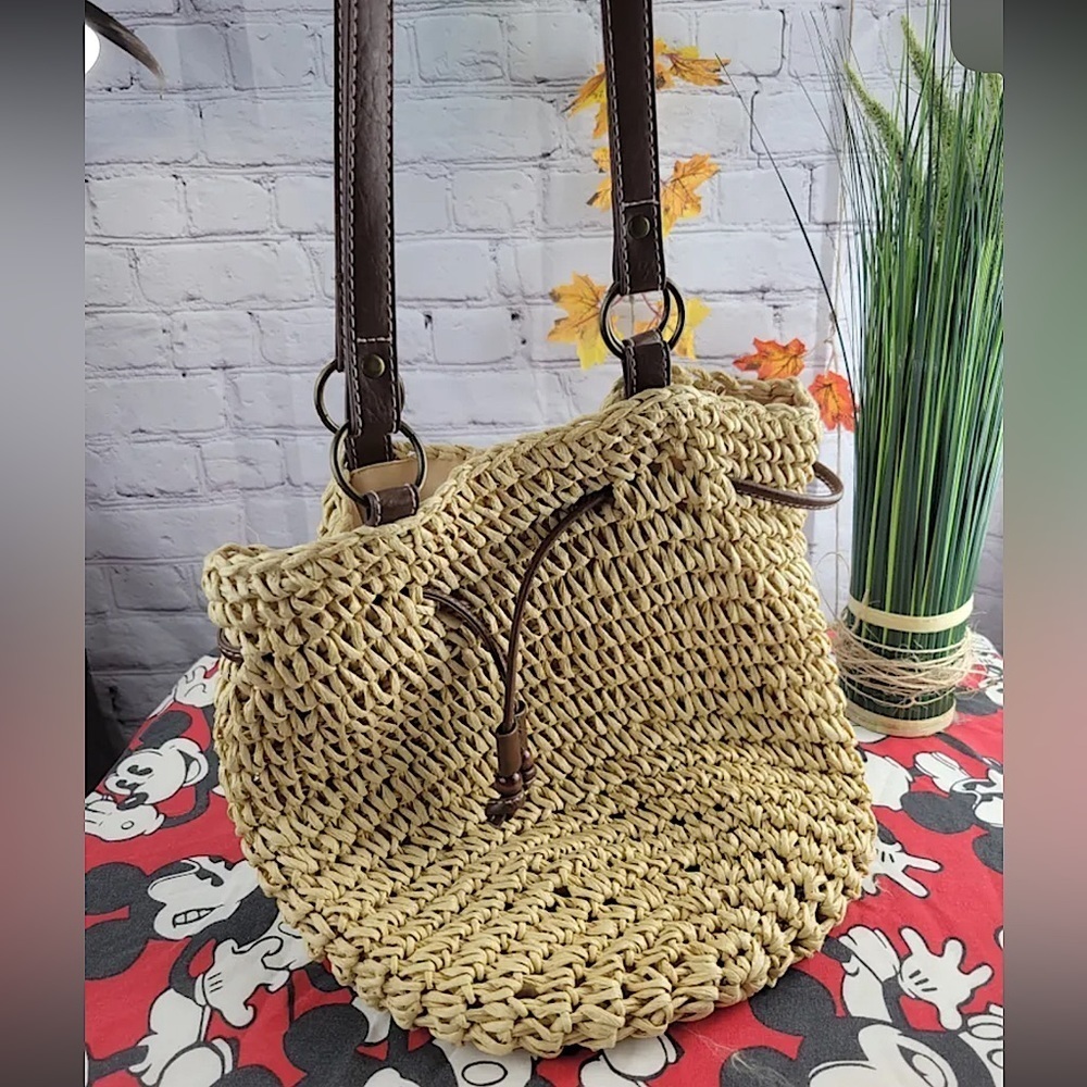 STRAW STUDIOS Straw shoulder bag, tassel detail